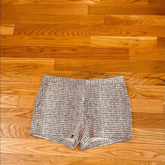 🩳 Ann Taylor Ladies Shorts 🩳 - Picture 1 of 4